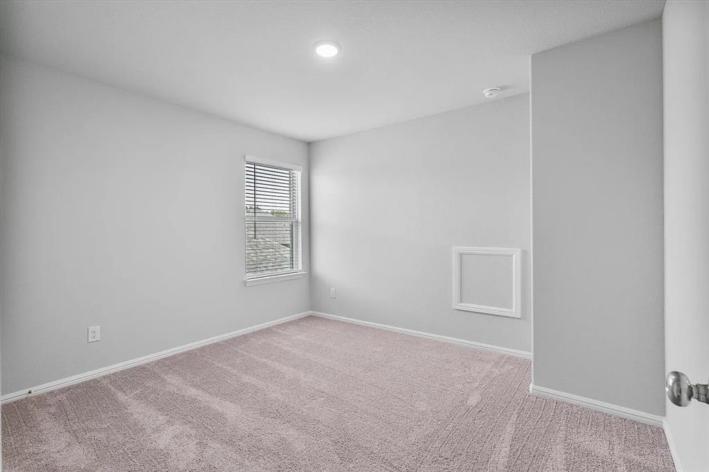 422 Wydown Drive Property Photo 26