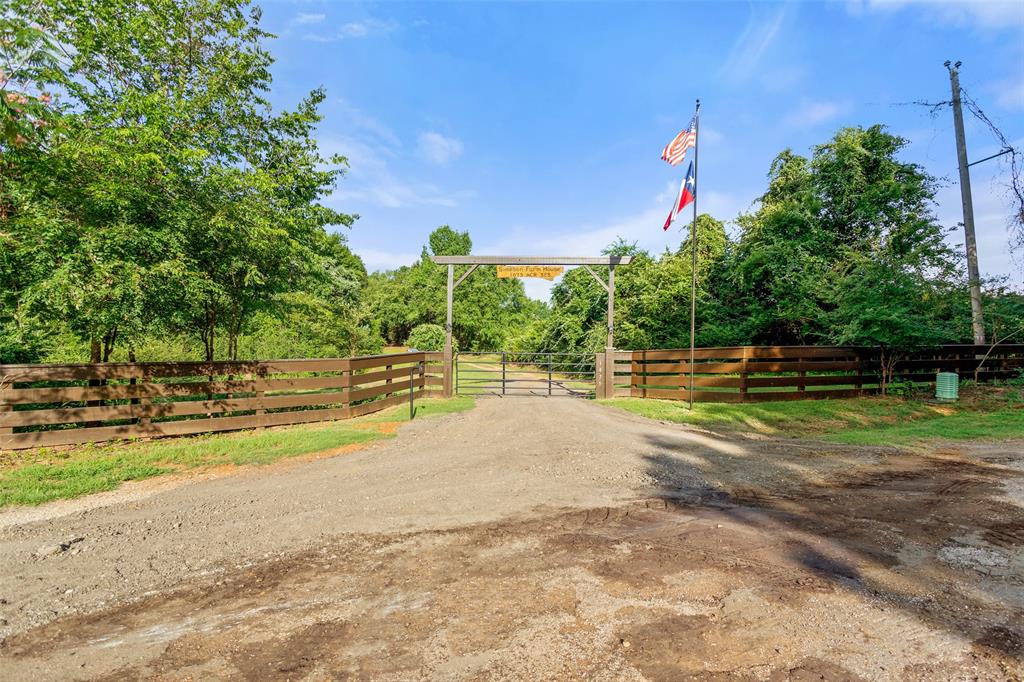 1075 An County Road 323 Property Photo 2