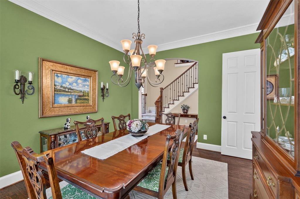 2340 Hedgewood Lane Property Photo 10