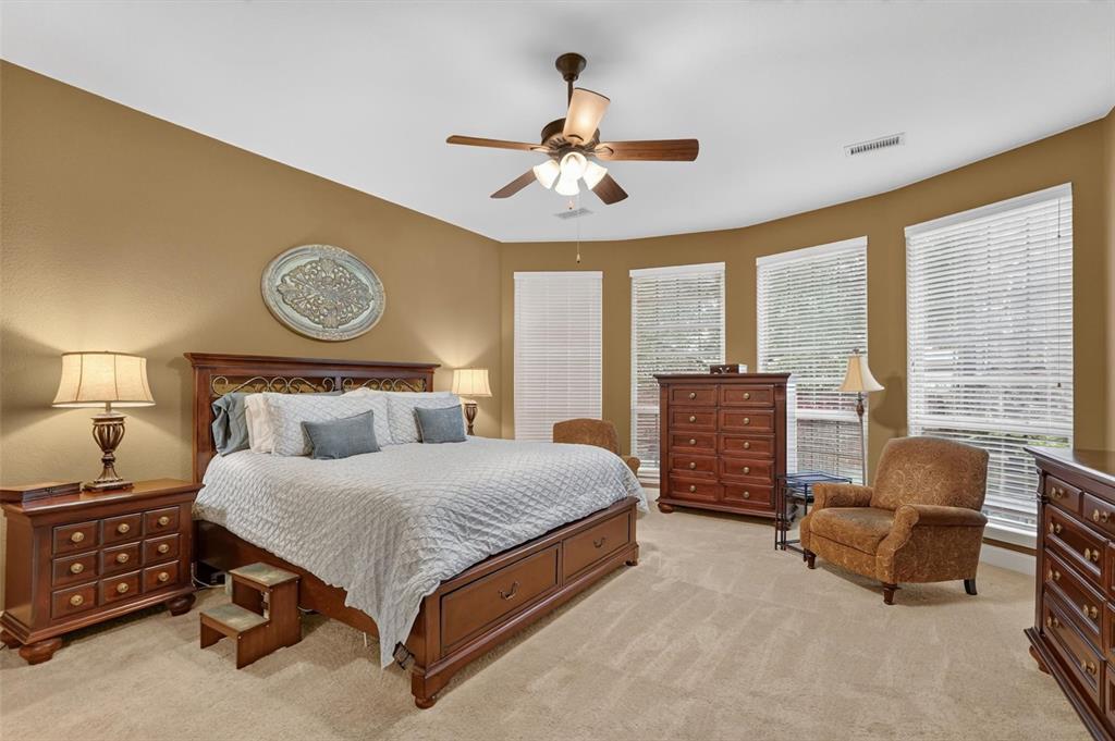 2340 Hedgewood Lane Property Photo 11