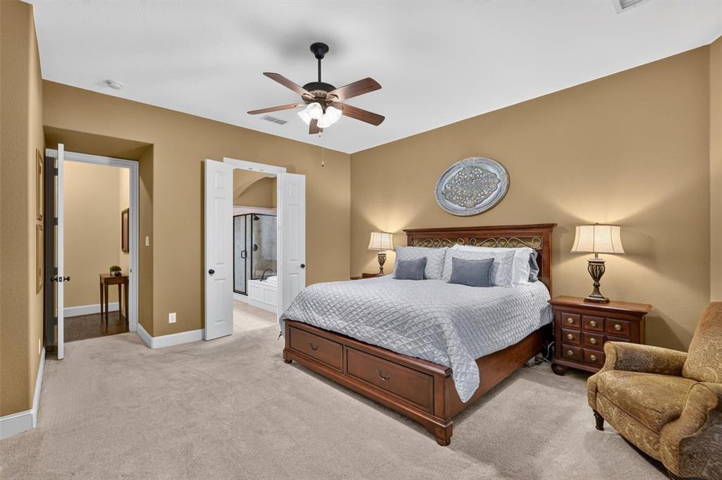 2340 Hedgewood Lane Property Photo 12