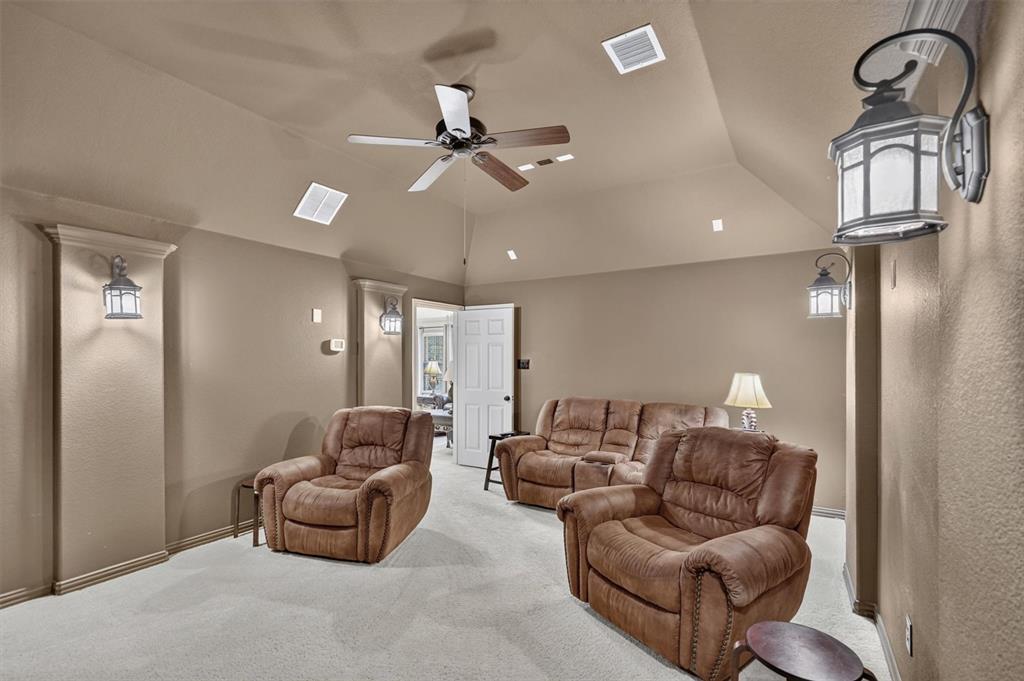 2340 Hedgewood Lane Property Photo 20