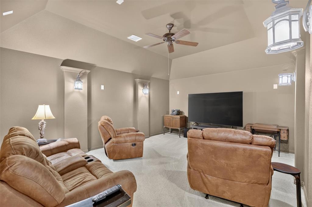 2340 Hedgewood Lane Property Photo 21