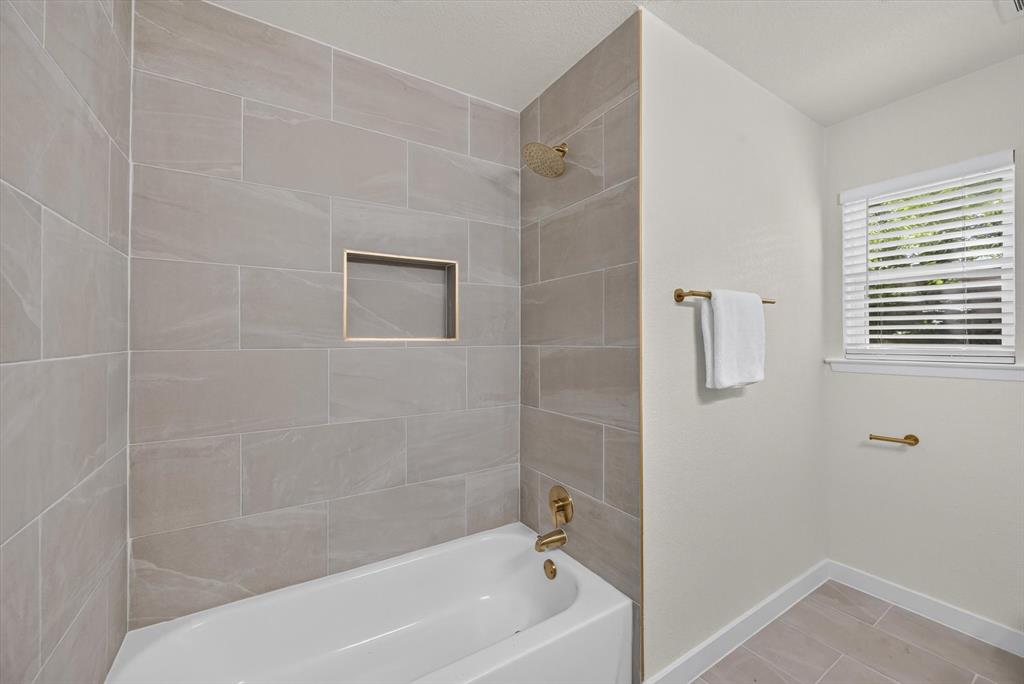 301 E Fuller Drive Property Photo 21