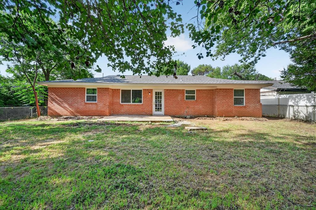 301 E Fuller Drive Property Photo 26