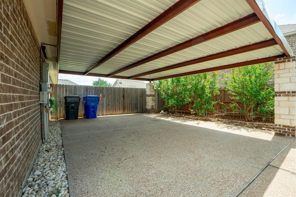 219 Oak Meadow Trail Property Photo 5