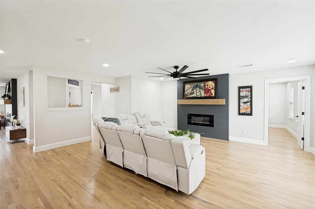 9153 Gregory Road Property Photo 9