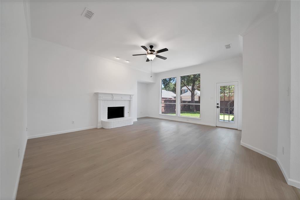 1687 Garrison Drive Property Photo 5