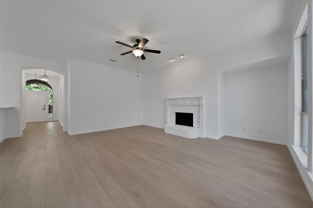 1687 Garrison Drive Property Photo 8