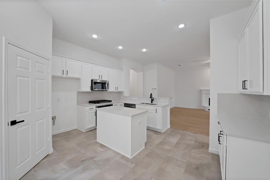 1687 Garrison Drive Property Photo 12