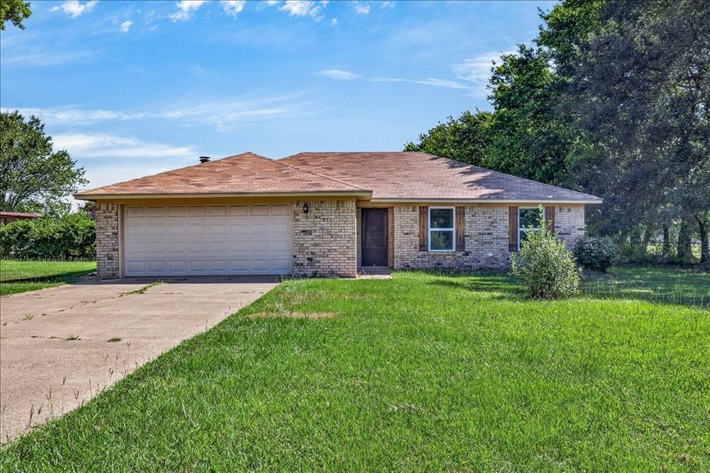 371 Vz County Road 3601 Property Photo 1