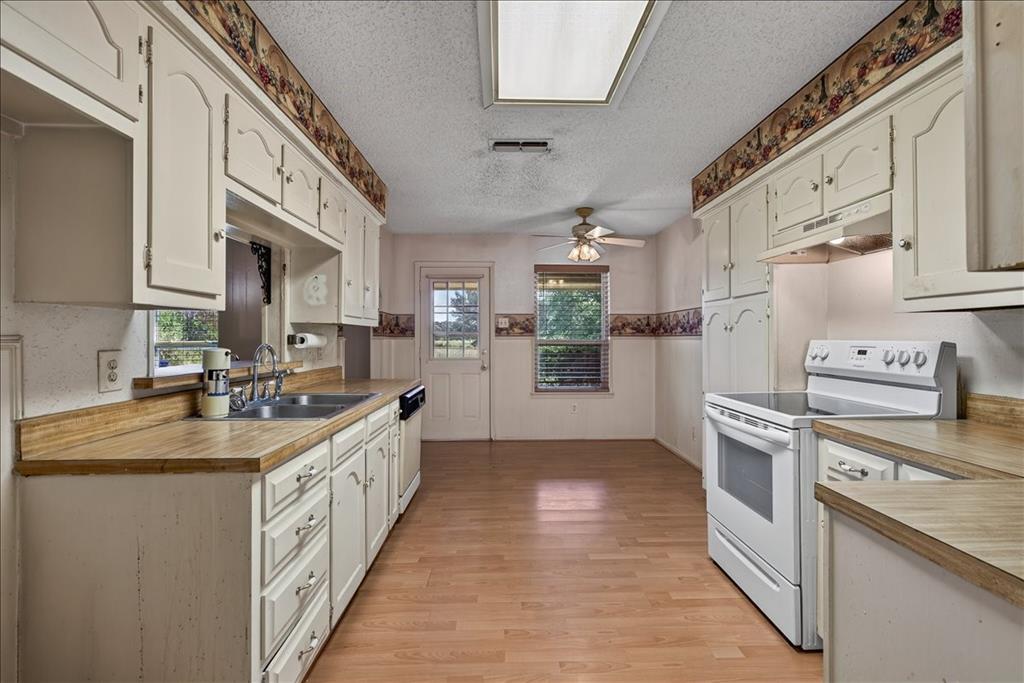371 Vz County Road 3601 Property Photo 7
