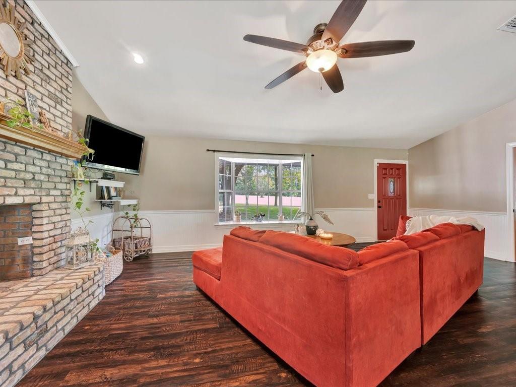 7036 Fm 841 Property Photo 5