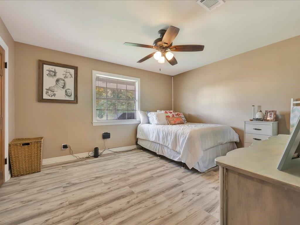 7036 Fm 841 Property Photo 17