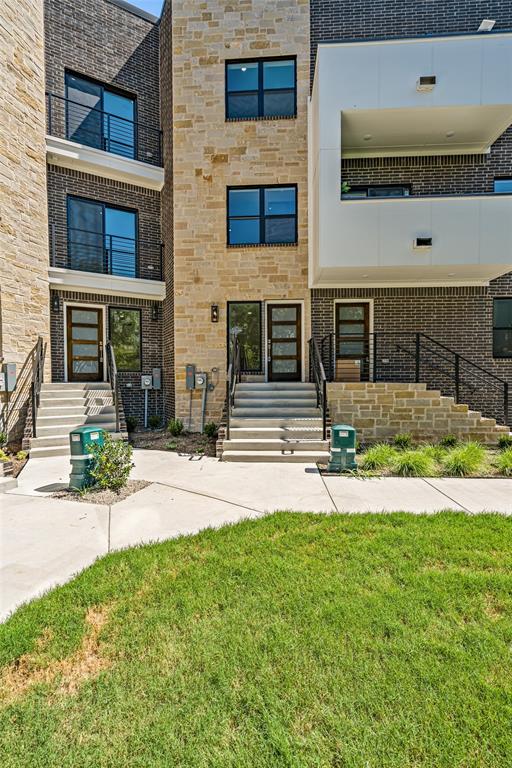 2729 Azalea Park Circle Property Photo 2