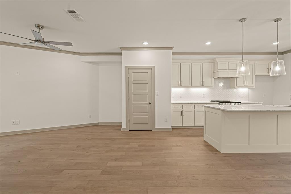 2729 Azalea Park Circle Property Photo 5