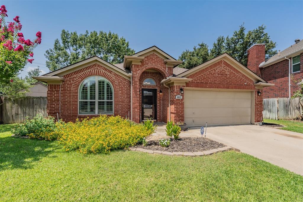 4809 Summit Circle Property Photo 1