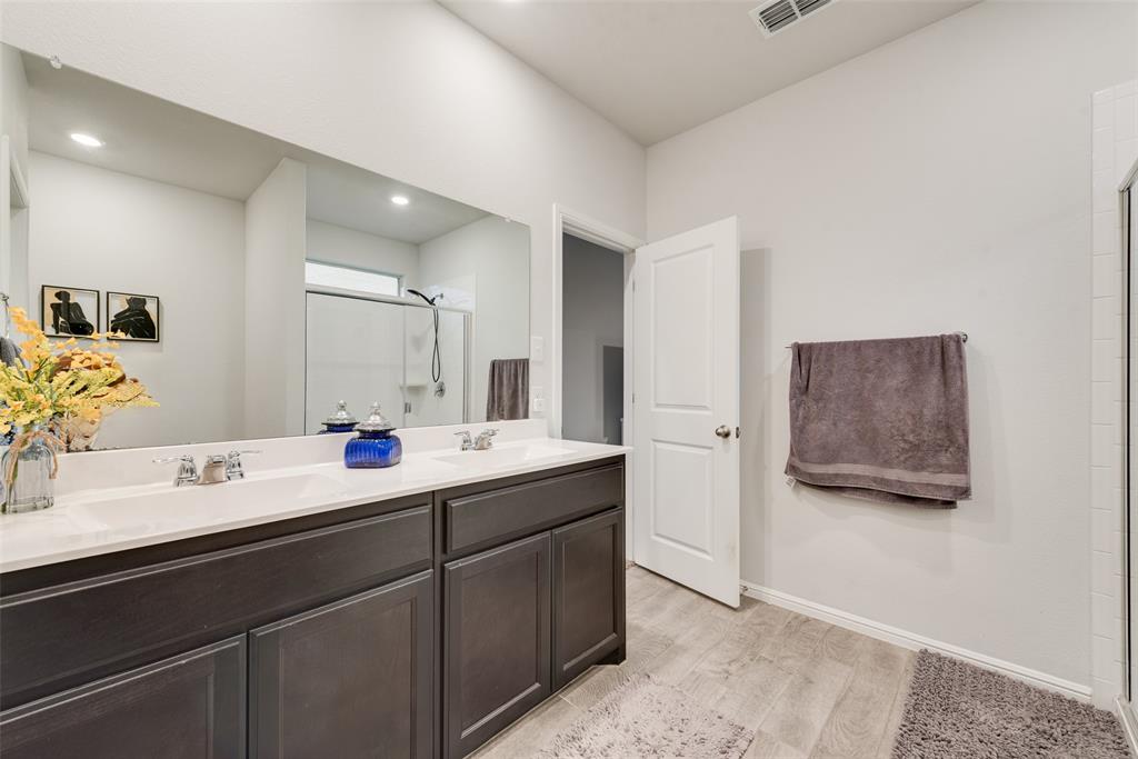 516 Drowsy Water Trail Property Photo 15