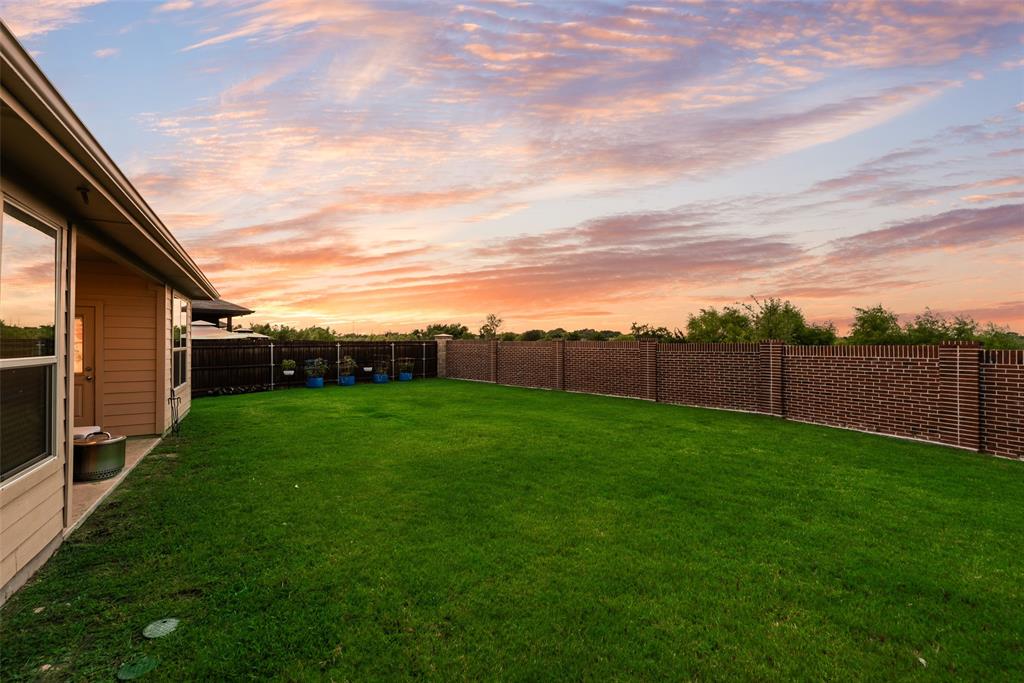 516 Drowsy Water Trail Property Photo 24