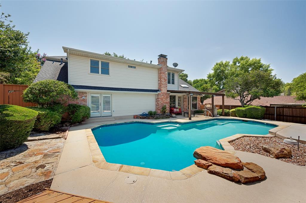 337 Ridgebriar Drive Property Photo 4