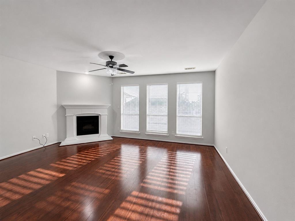 9524 Willow Branch Way Property Photo 6