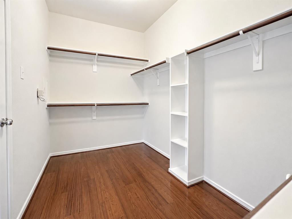 9524 Willow Branch Way Property Photo 11