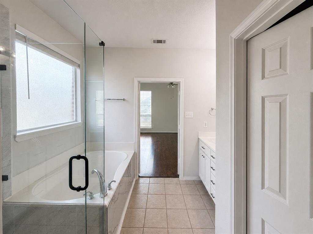 9524 Willow Branch Way Property Photo 12