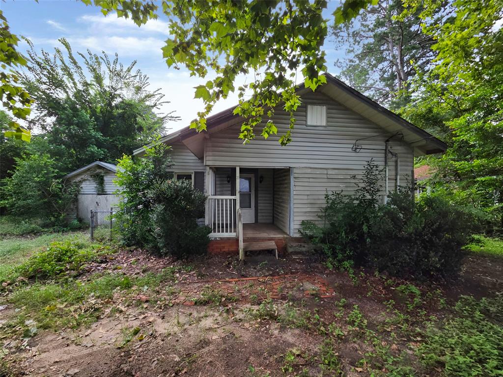 416 Sycamore Street Property Photo 1