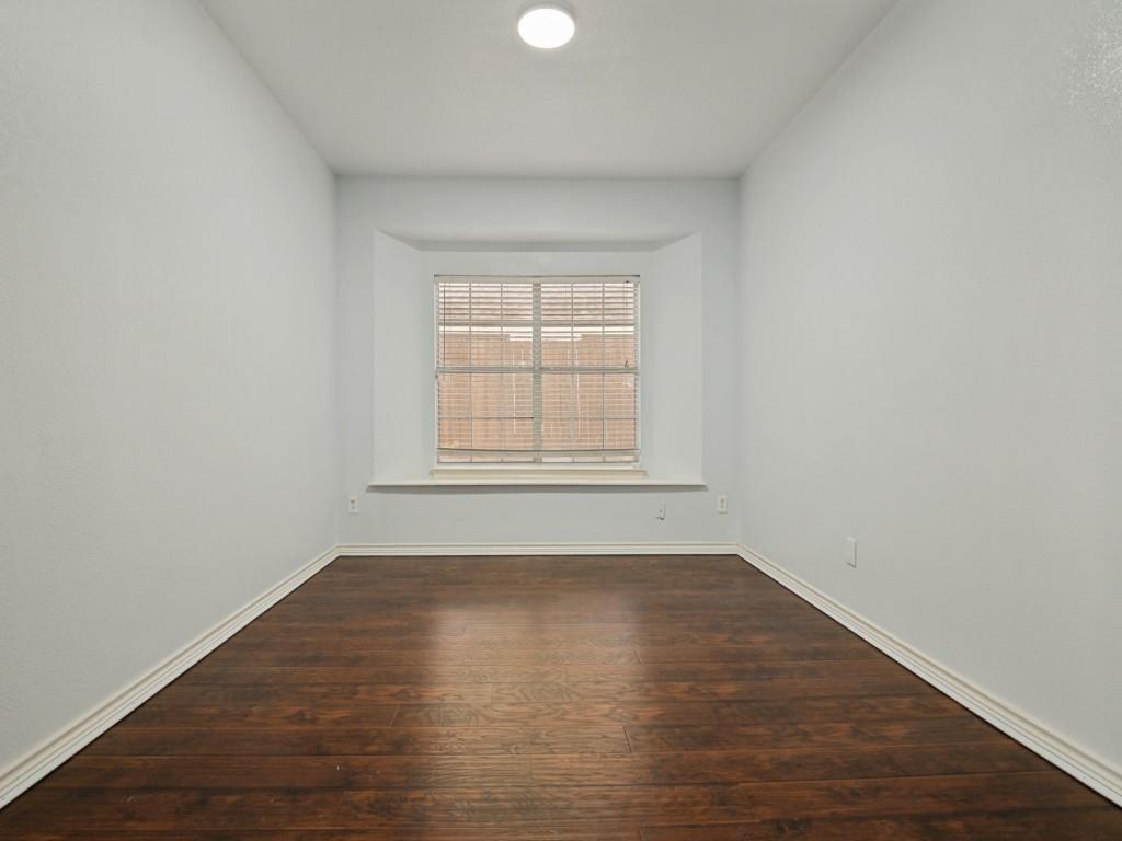 2811 Gillespie Lane Property Photo 13