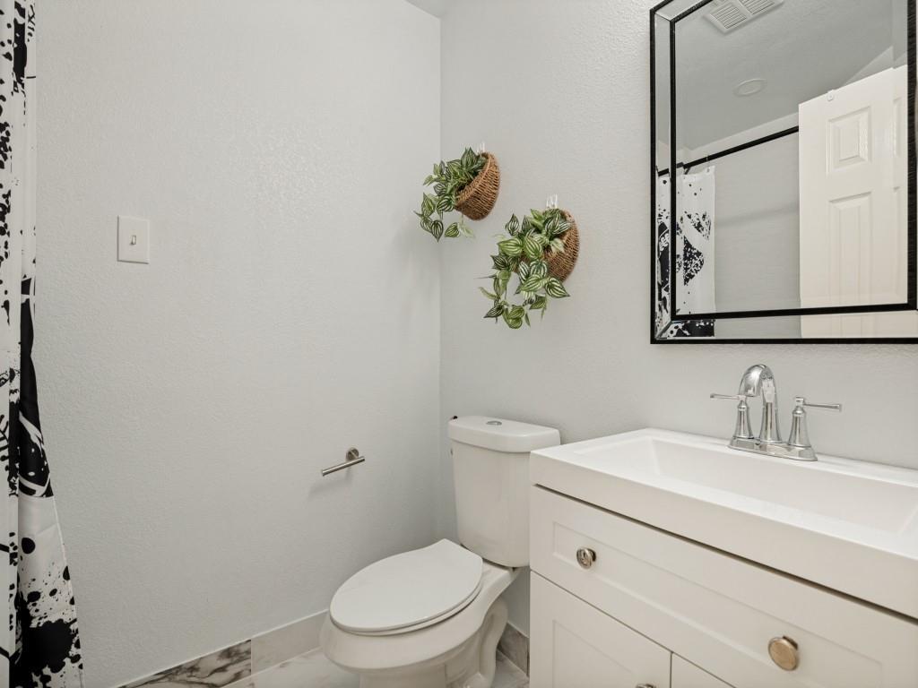 2811 Gillespie Lane Property Photo 15