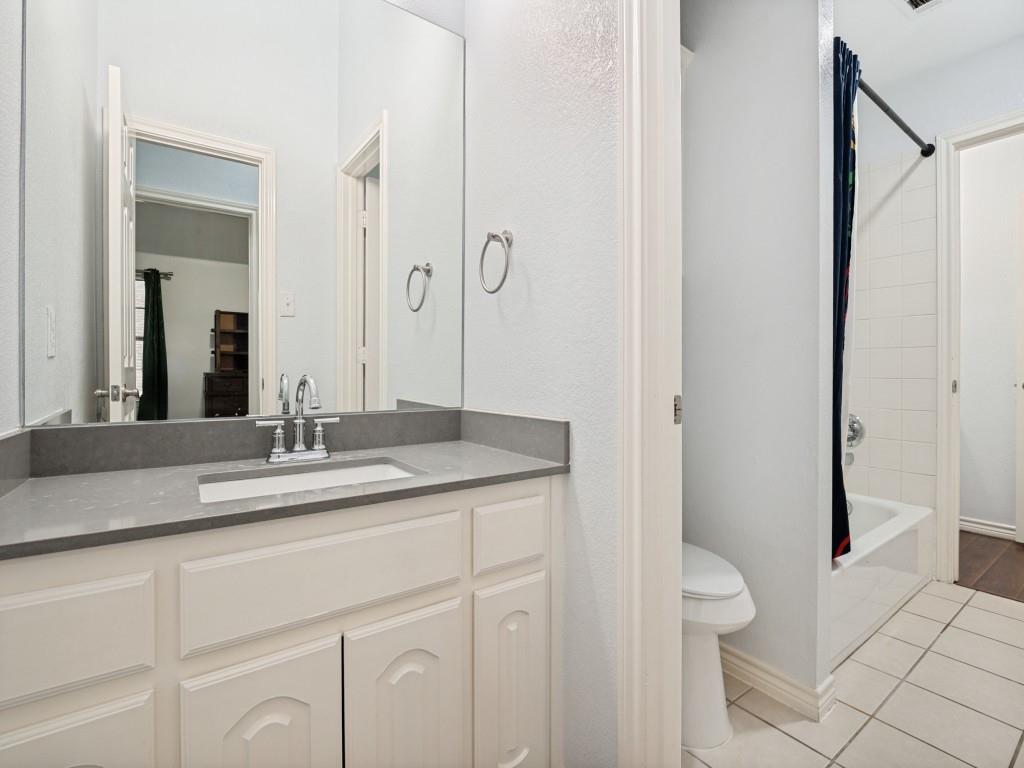 2811 Gillespie Lane Property Photo 22