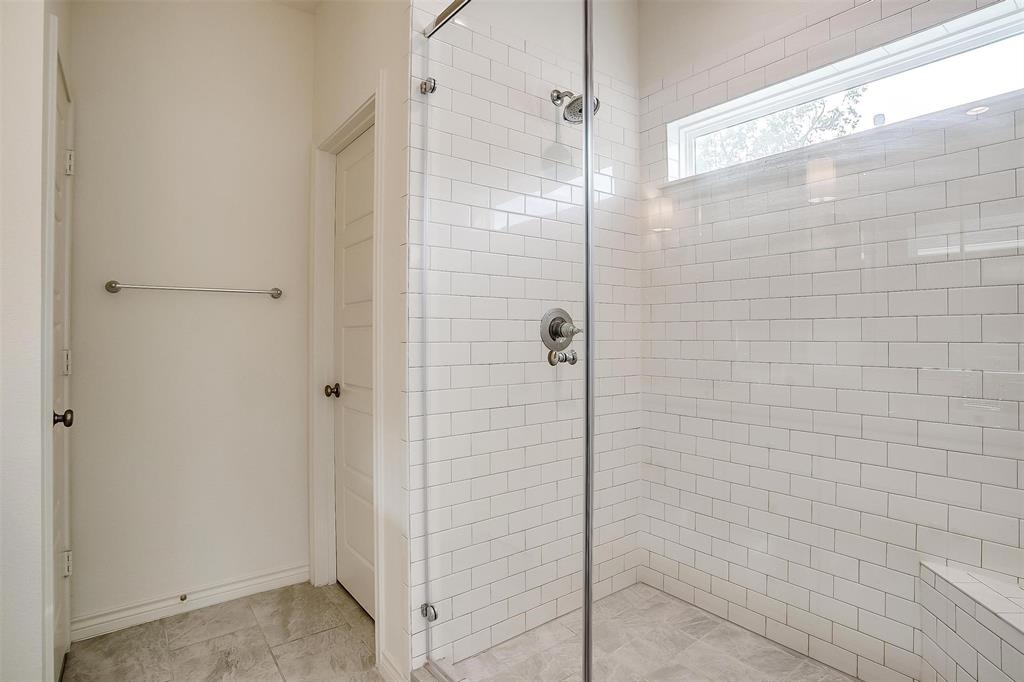 211 Athenia Drive Property Photo 26