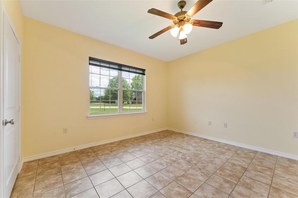 304 Port Drive Property Photo 13