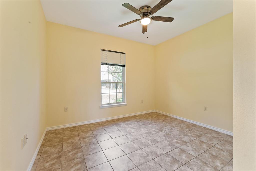 304 Port Drive Property Photo 17