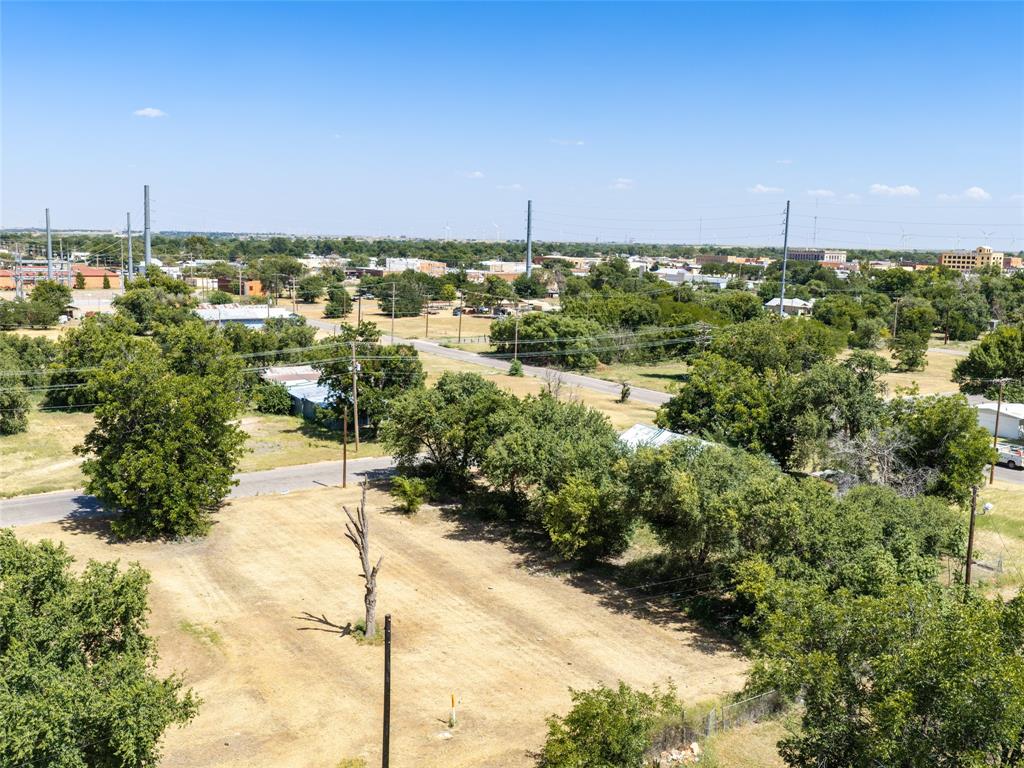1116 Houston Street Property Photo 3
