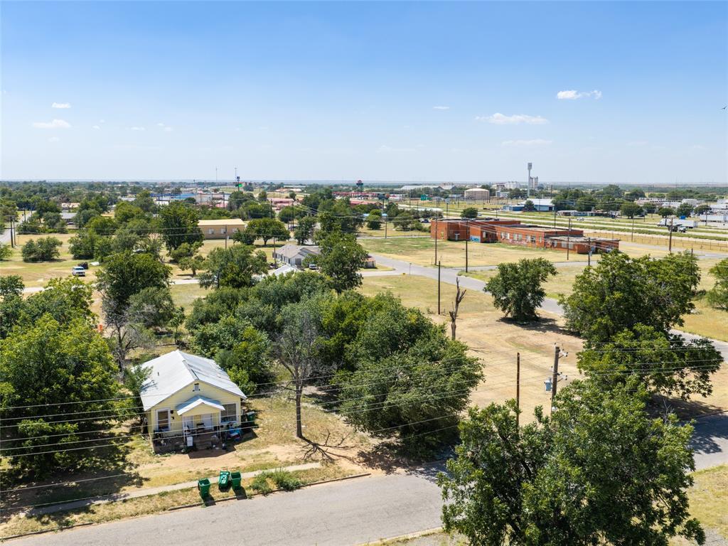 1116 Houston Street Property Photo 7