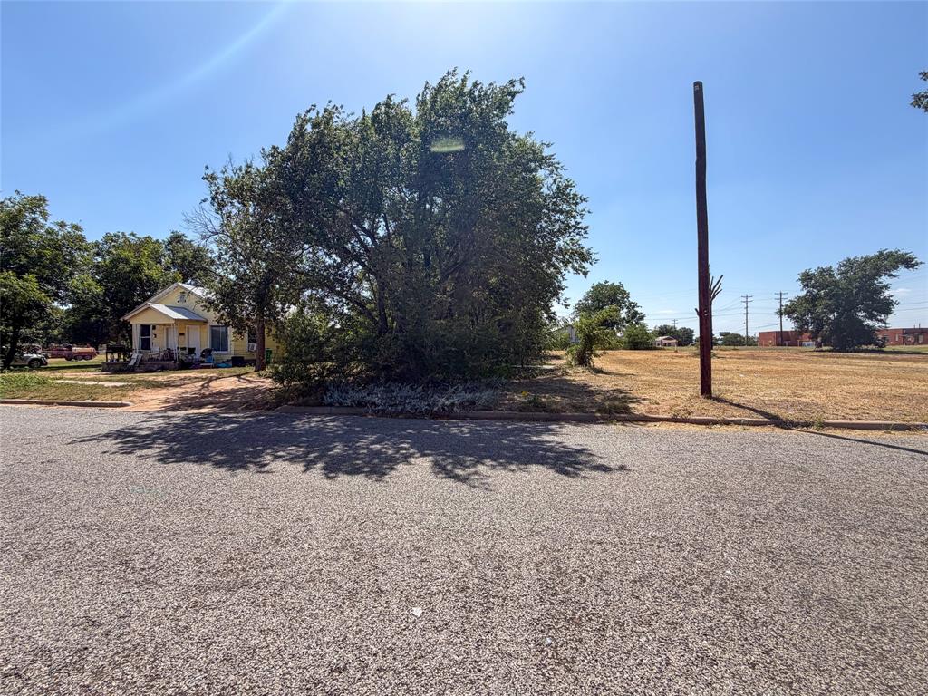 1116 Houston Street Property Photo 11