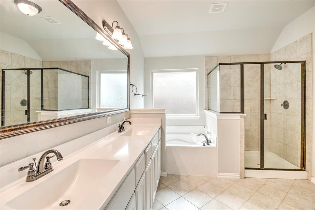1809 Silver Oaks Property Photo 19