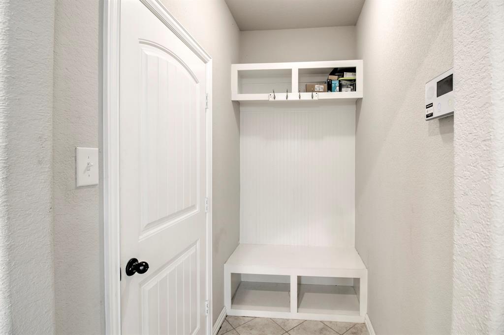 1809 Silver Oaks Property Photo 24