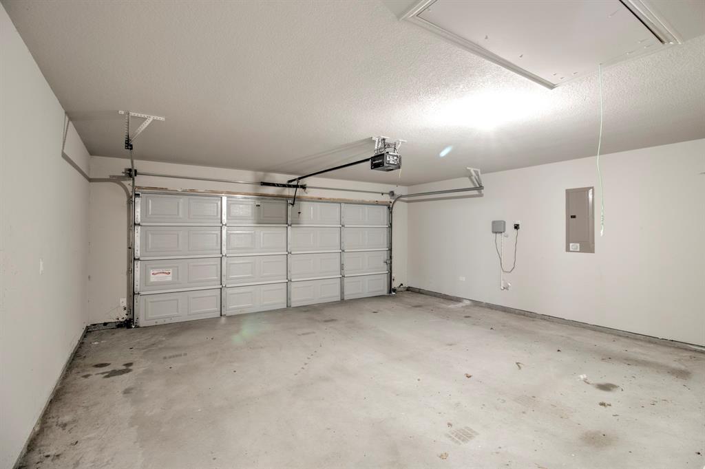 1809 Silver Oaks Property Photo 25