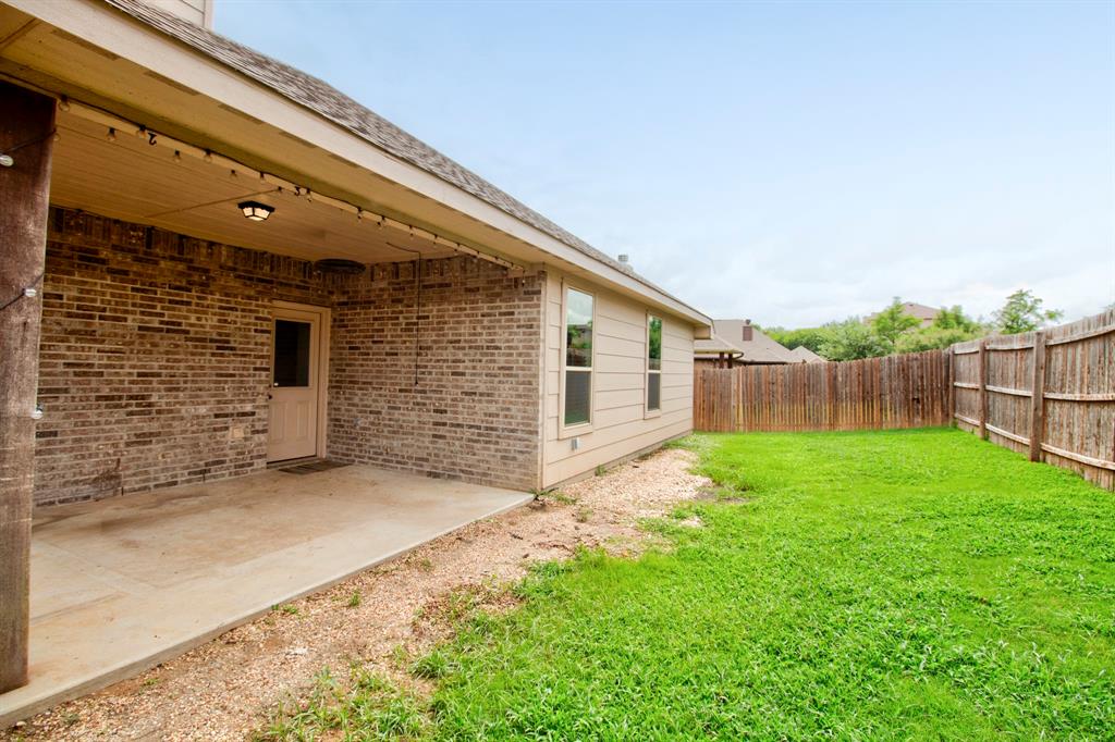 1809 Silver Oaks Property Photo 27