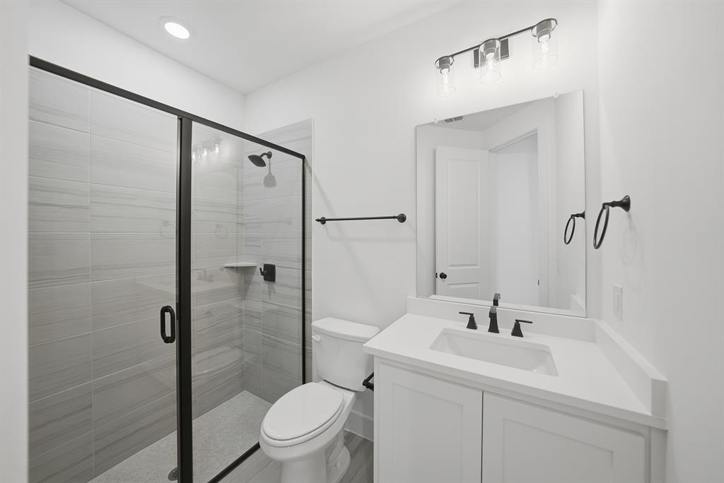 6808 Tadpole Trail Property Photo 16
