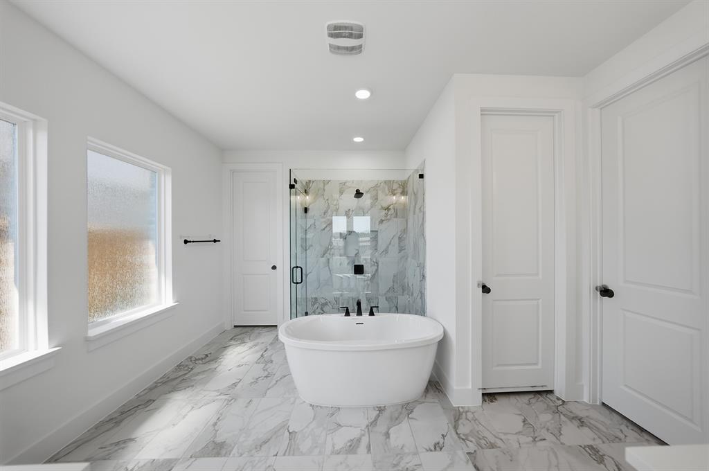 6808 Tadpole Trail Property Photo 23