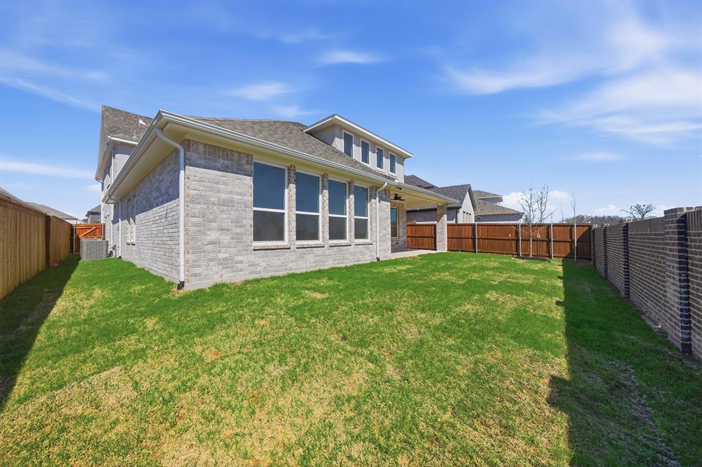 6808 Tadpole Trail Property Photo 28