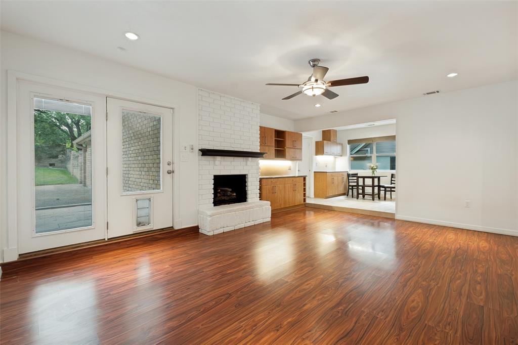 12022 Dixfield Drive Property Photo 14