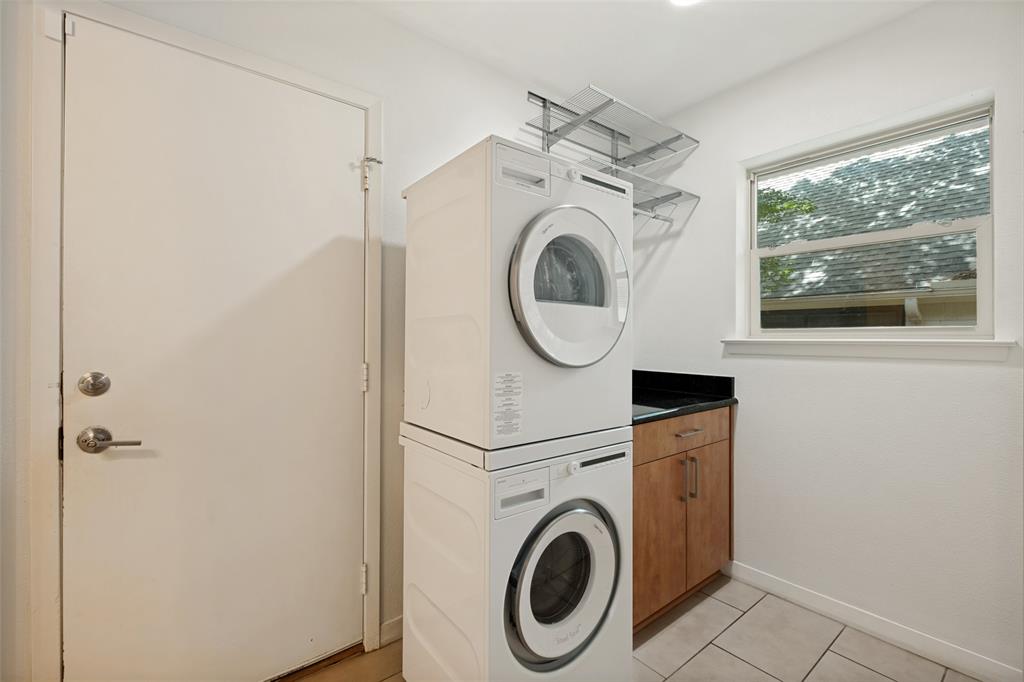 12022 Dixfield Drive Property Photo 27