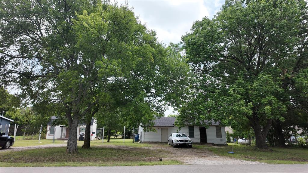 327 S Overlook Drive Property Photo 15