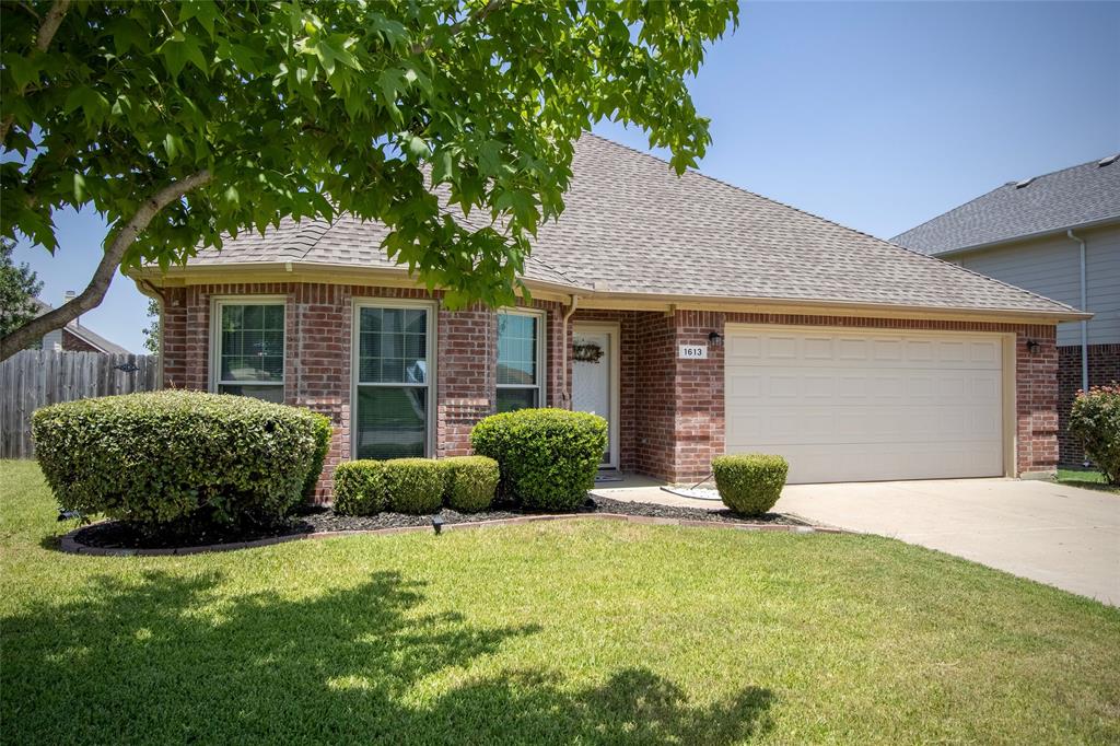 1613 Cowtown Drive Property Photo 1