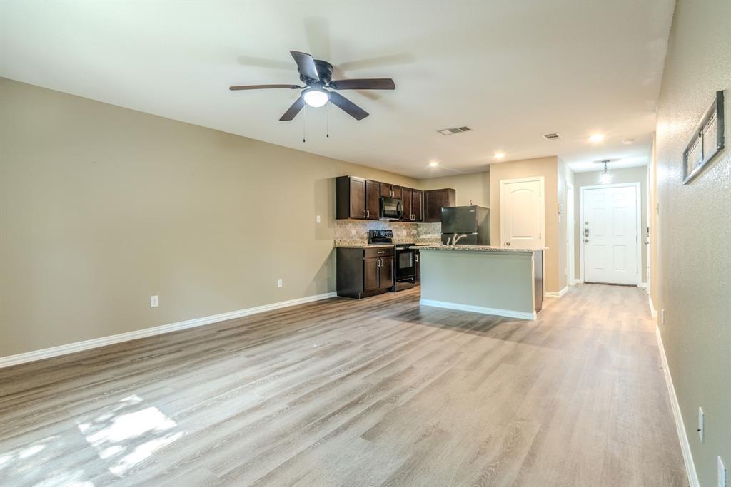 1312 Dawn Court Property Photo 4