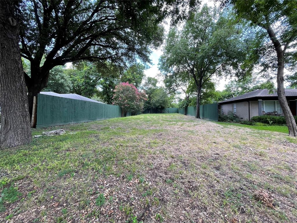 3776 Shorecrest Drive Property Photo 4